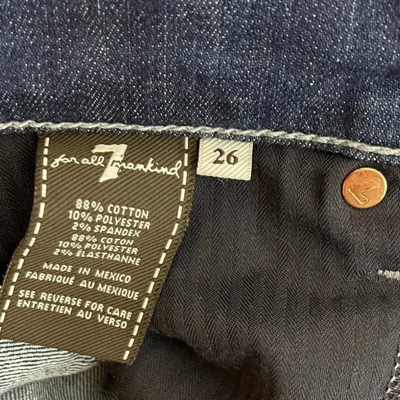 7 For All Mankind | Gwenevere Jeans Distressed 31” Inseam Low Rise - Picture 8 of 9